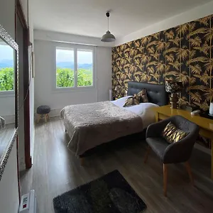 https://la-maison-de-barlest-lourdes.midi-pyreneeshotels.com